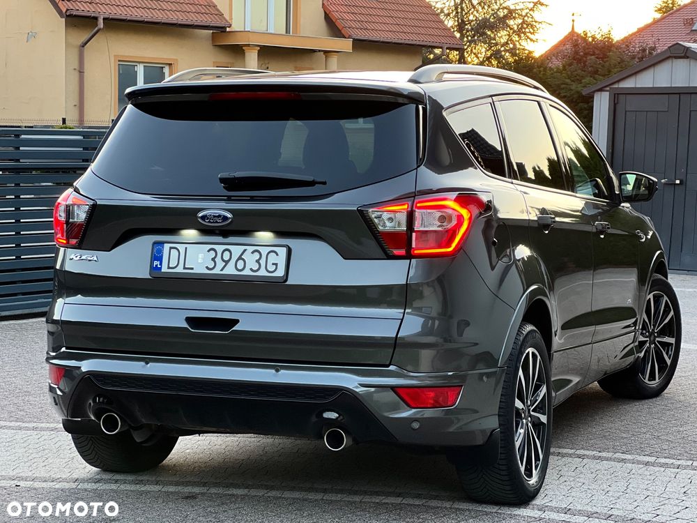 Ford Kuga - 17