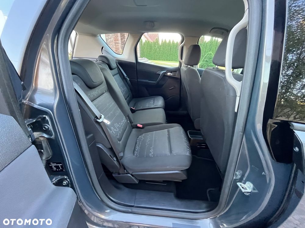Opel Meriva - 32