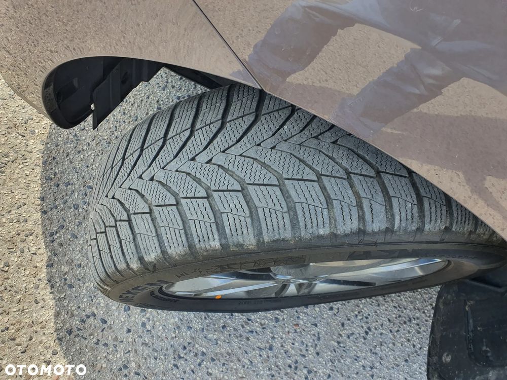 Hyundai ix35 2.0 CRDi 4WD 5 Star Edition - 28