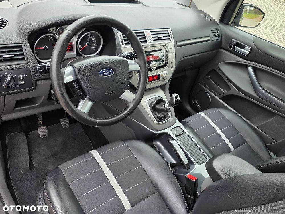 Ford Kuga 2.0 TDCi Individual - 21