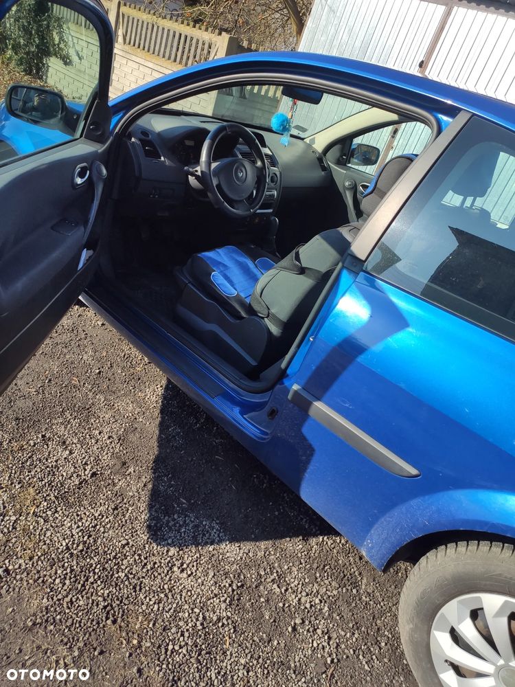 Renault Megane 1.4 Avantage - 4