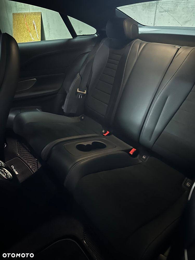 Mercedes-Benz Klasa E 300 Coupe 9G-TRONIC - 10