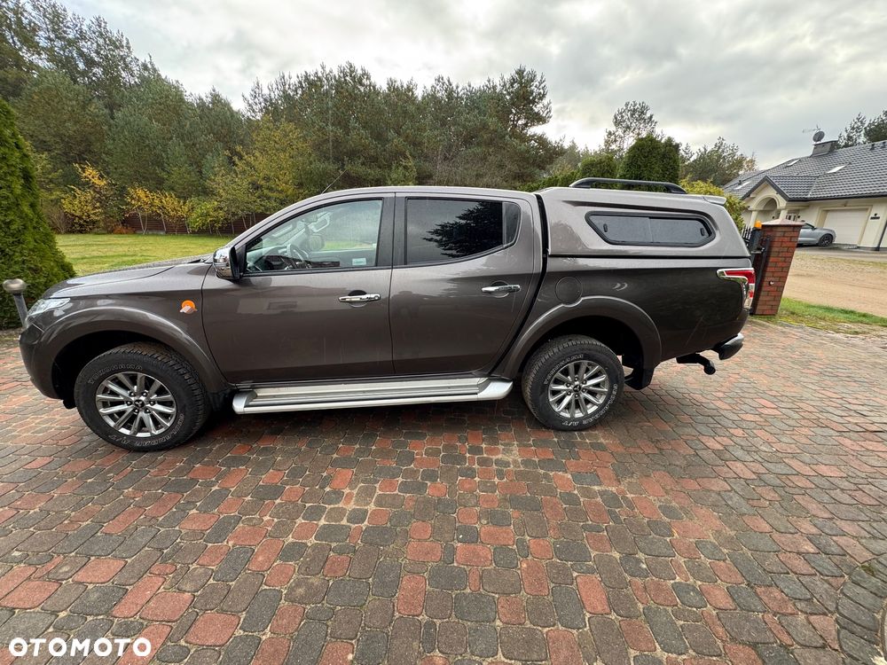 Mitsubishi L200 2.4 d DC Instyle Premiere Edition - 24