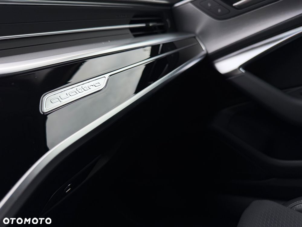 Audi A6 Avant 55 TFSI e quattro S tronic S line - 24