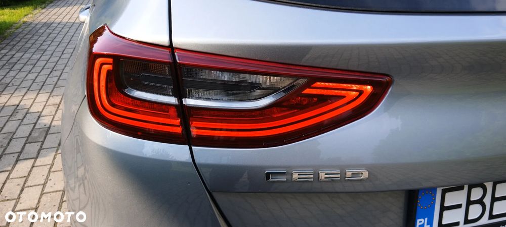 Kia Ceed 1.6 CRDi SCR L Business Line - 7