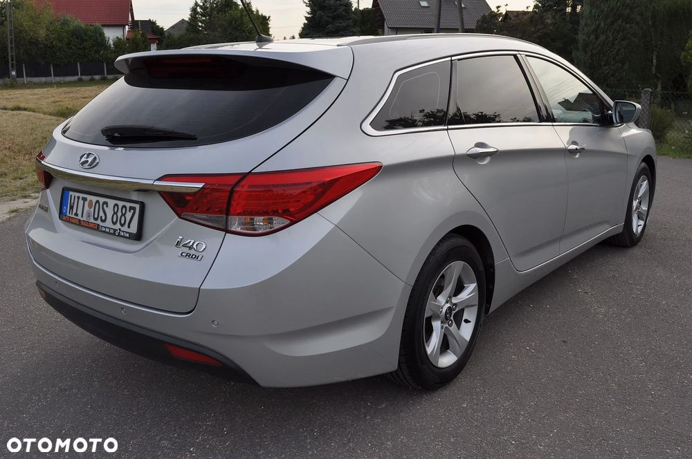 Hyundai i40 i40cw 1.7 CRDi Fifa World Cup Edition - 4