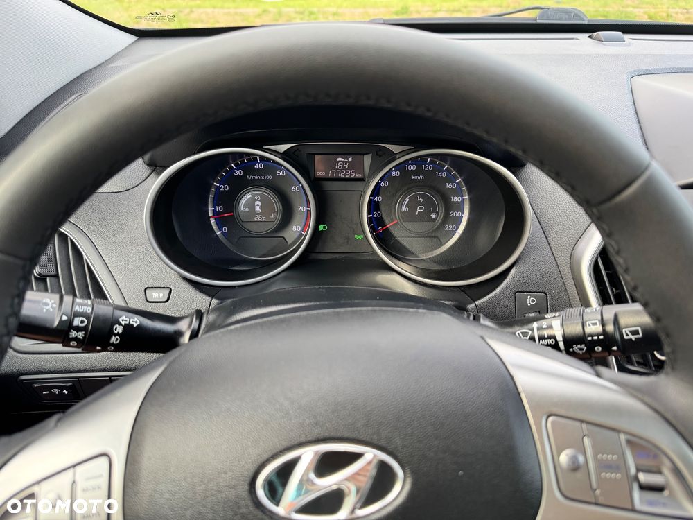 Hyundai ix35 2.0 Premium 2WD - 17