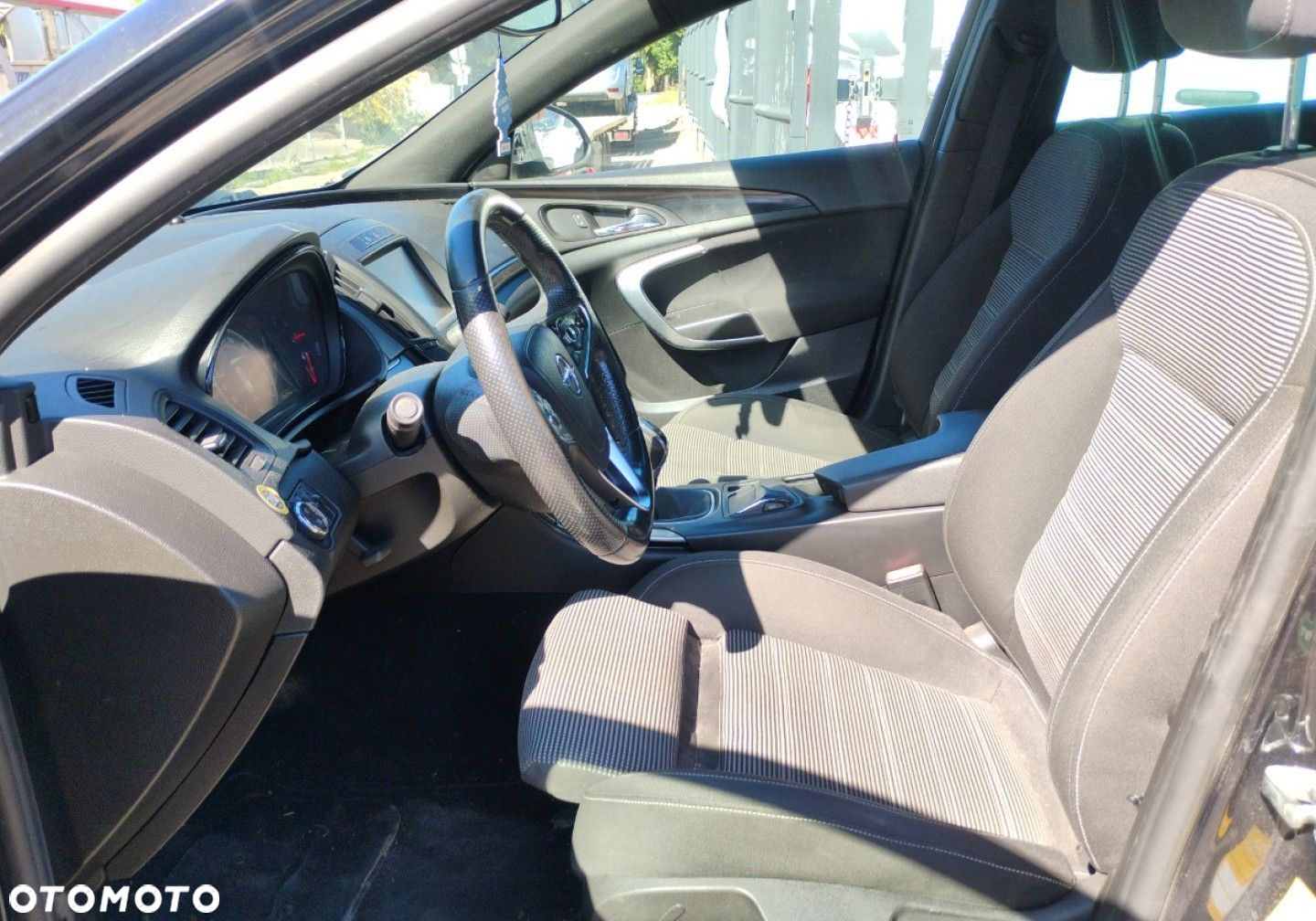 Opel Insignia - 8