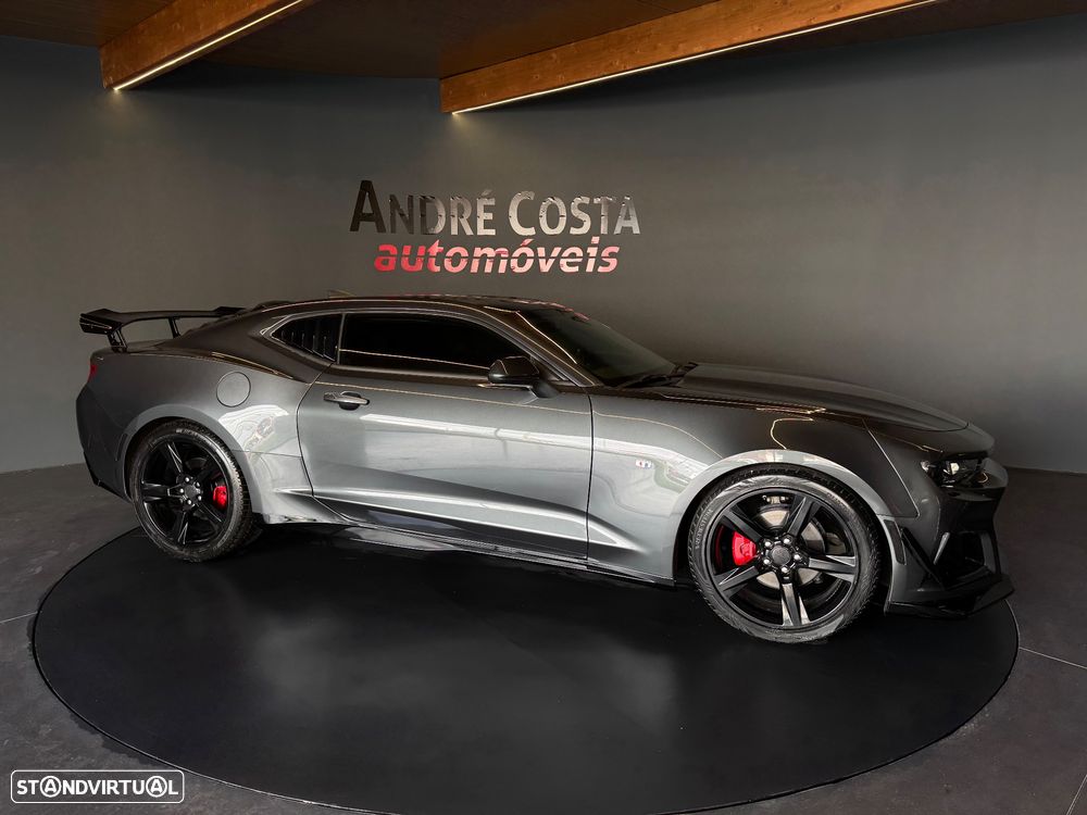 Chevrolet Camaro - 2