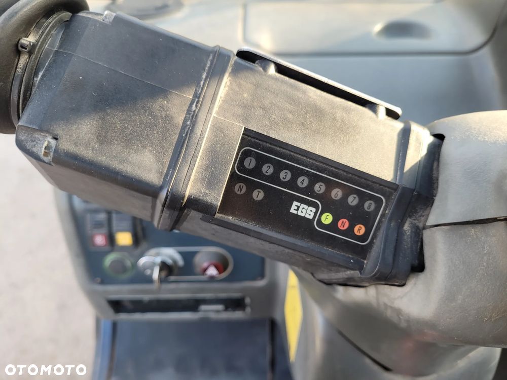 KOMATSU WH 714H - 27