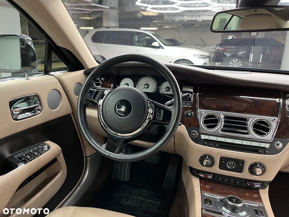 Rolls-Royce Wraith - 19