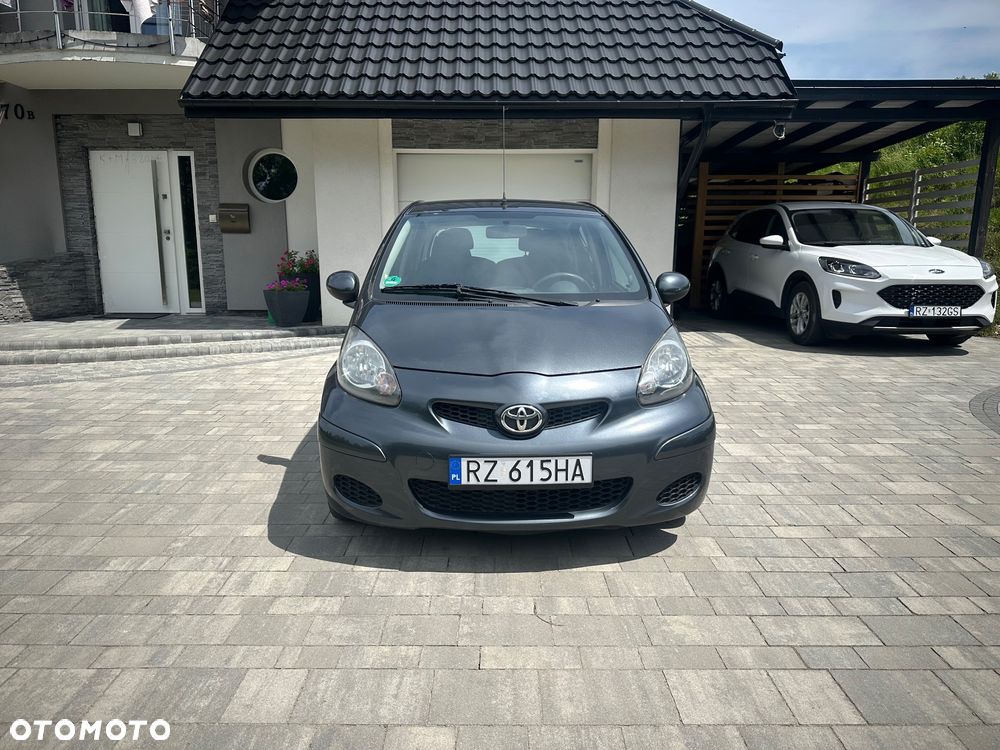 Toyota Aygo - 2