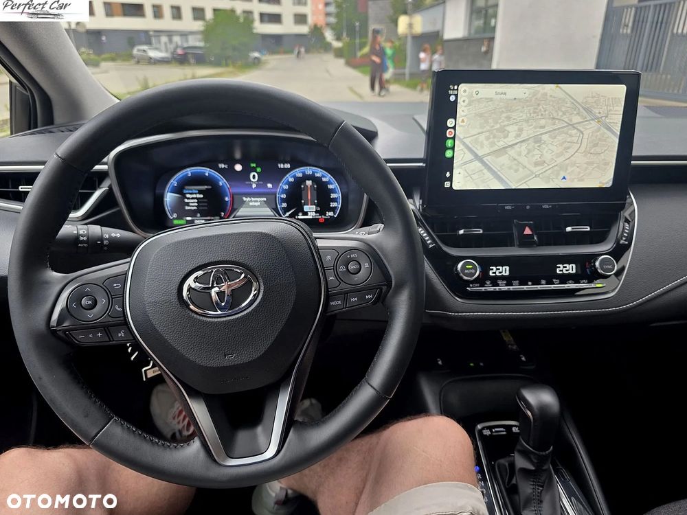 Toyota Corolla 1.8 Hybrid Comfort - 13