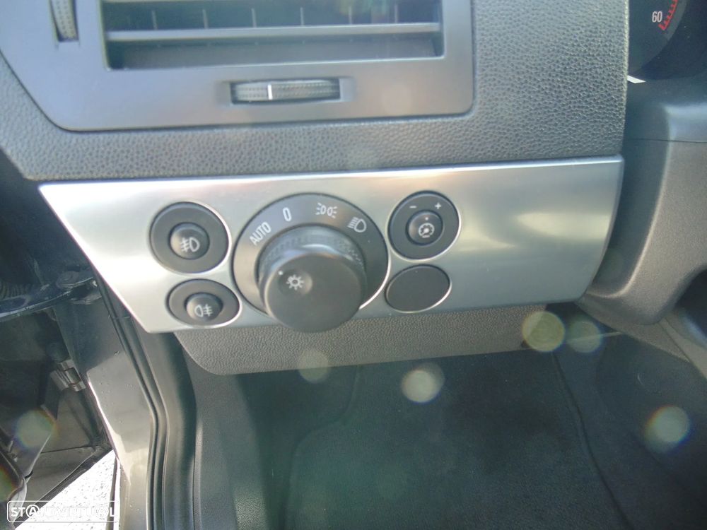 Opel Astra Caravan 1.7 CDTi Cosmo Plus ecoFlex - 23