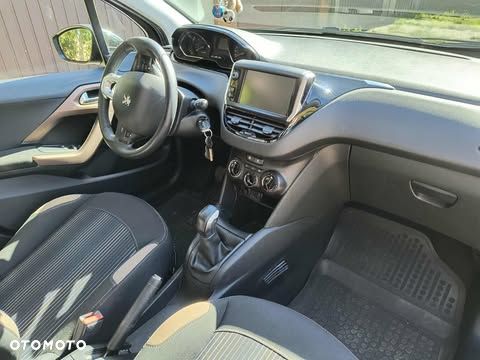 Peugeot 208 82 VTI Active - 6