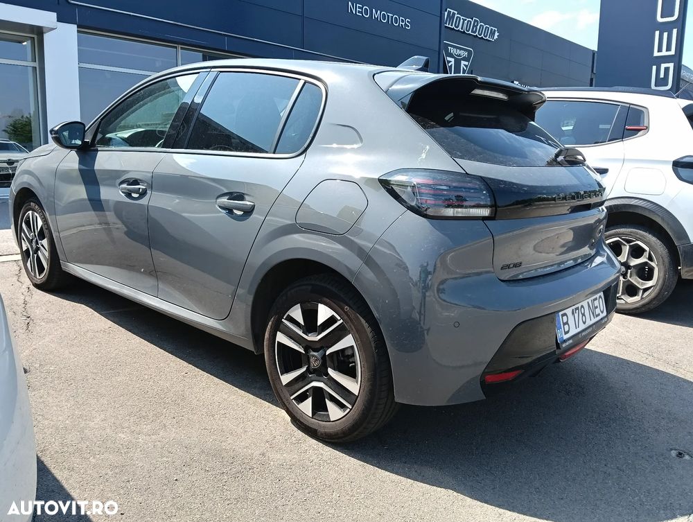 Peugeot 208 1.2L e-DCS6 MHEV Allure - 3