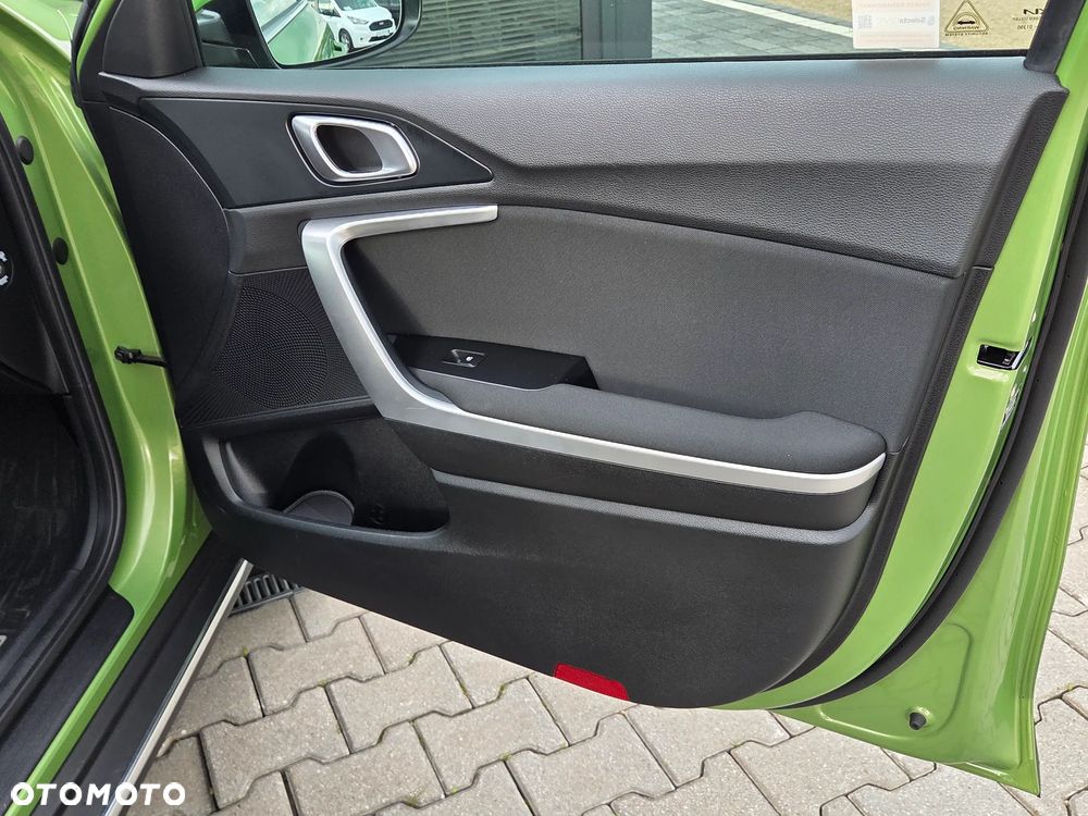 Kia XCeed 1.5 T-GDI L Business Line DCT - 33