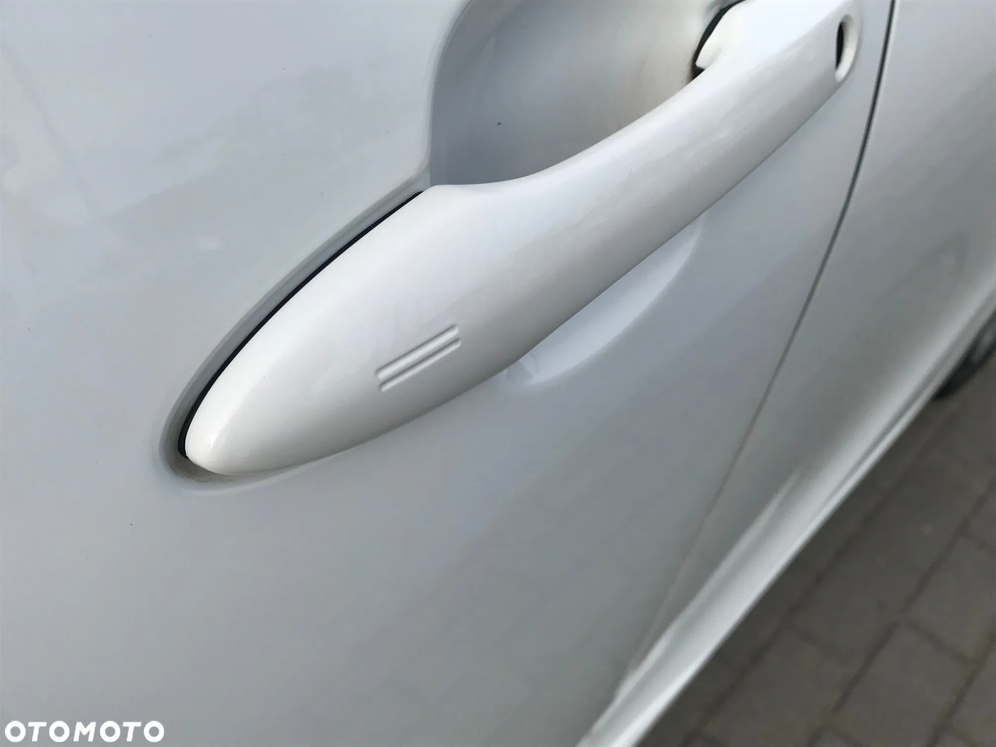 Toyota Prius 1.8 Hybrid Premium - 16