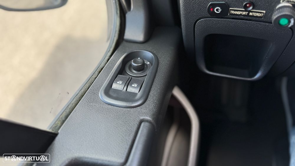 Renault Master 2.3 dCi C/ Cesto Elevatório - 34