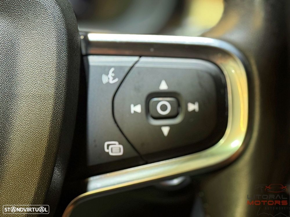 Volvo XC 40 1.5 T5 PHEV Momentum Plus - 25