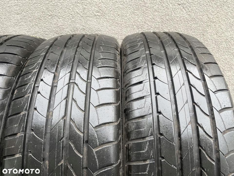235/60R17 Goodyear EfficientGrip komplet opon lato - 3