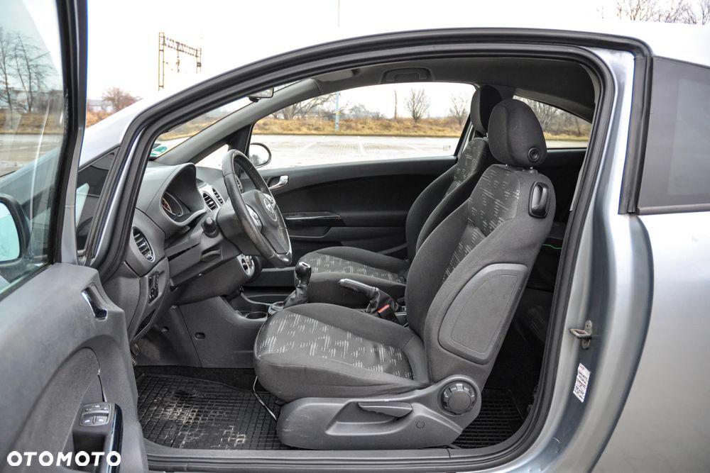 Opel Corsa - 7