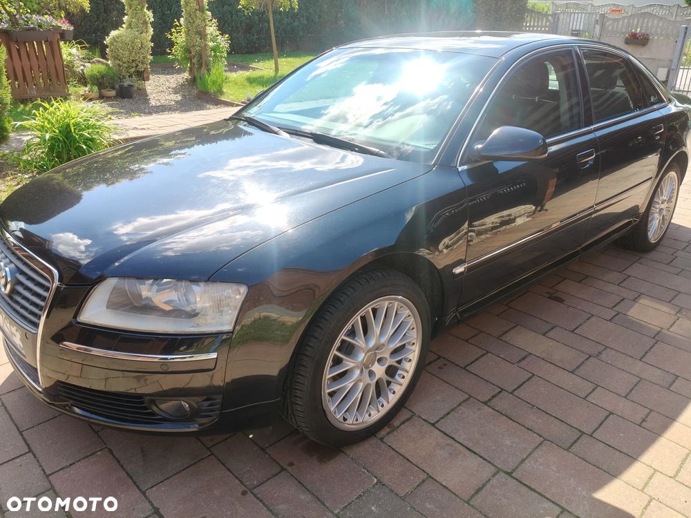Audi A8 - 2