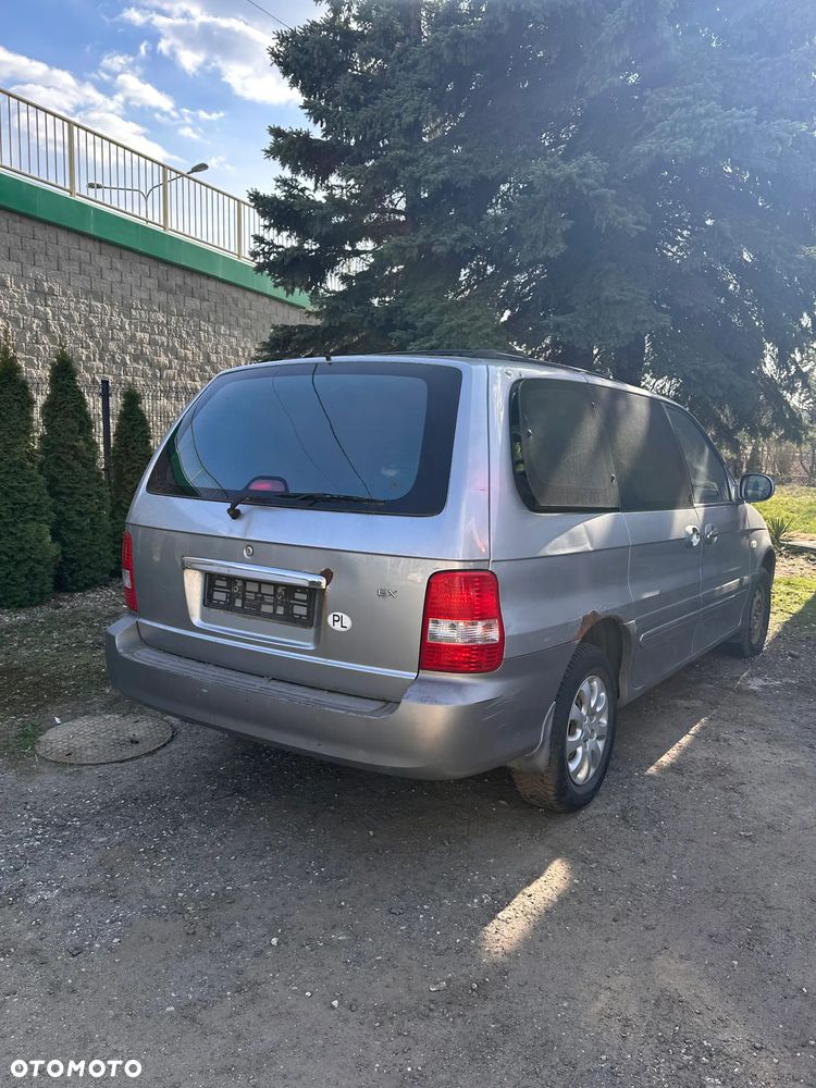 Kia Carnival 2.9 CRDi (klm) - 4