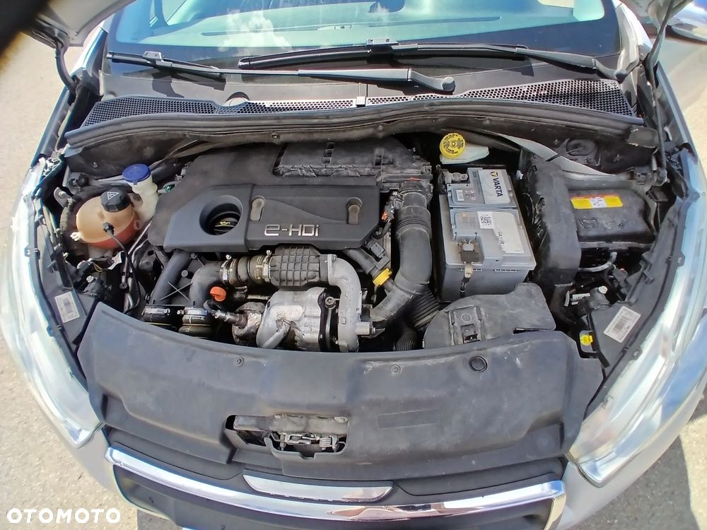Peugeot 208 e-HDi 115 Stop&Start Allure - 12