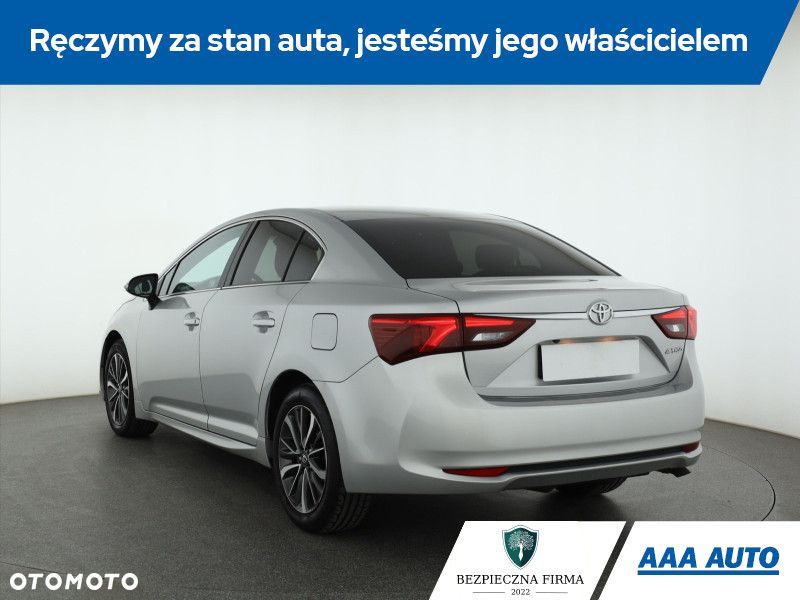 Toyota Avensis - 6