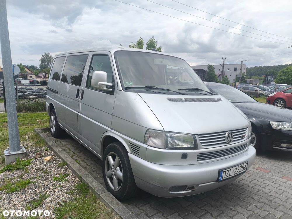 Volkswagen Multivan - 15