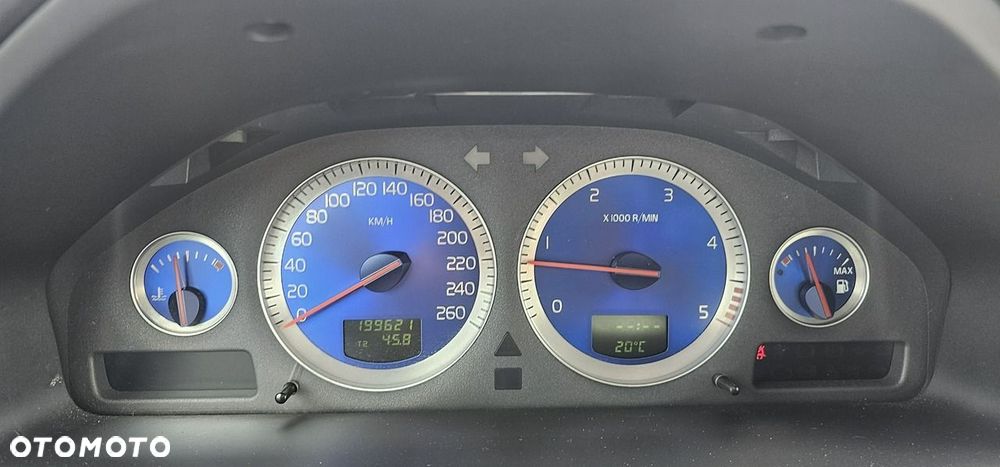 Volvo XC 90 - 13