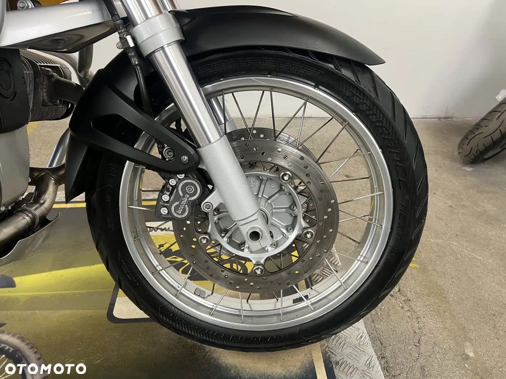 BMW R - 8