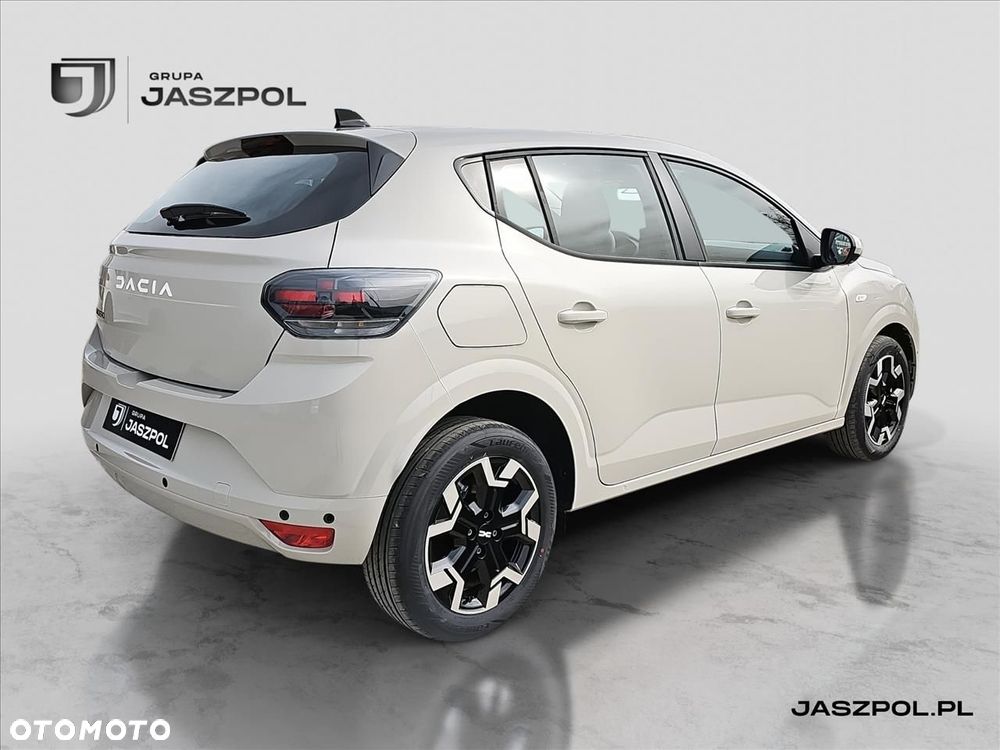 Dacia Sandero - 5