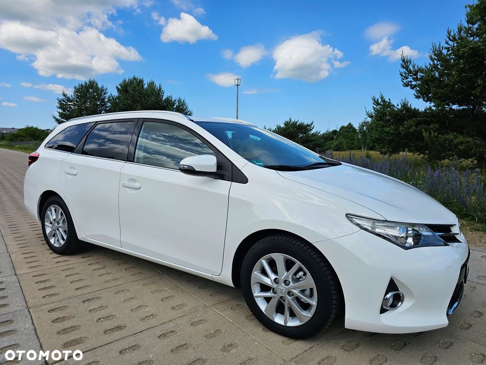 Toyota Auris 1.6 Executive - 20
