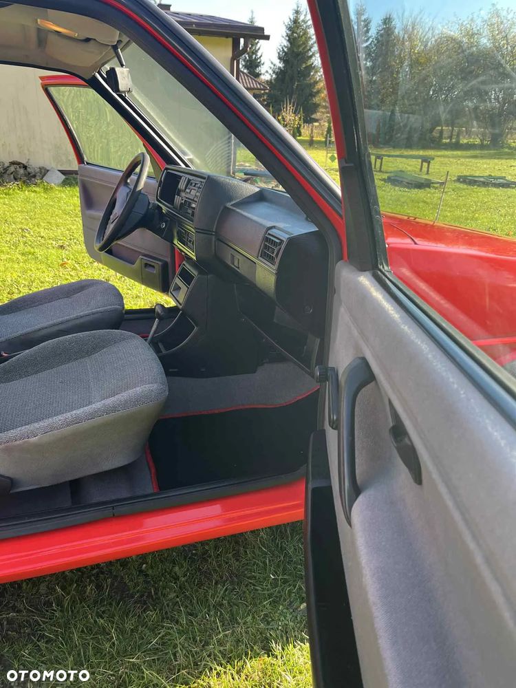 Volkswagen Golf - 19