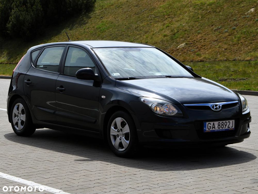 Hyundai i30 1.4 Classic + - 3