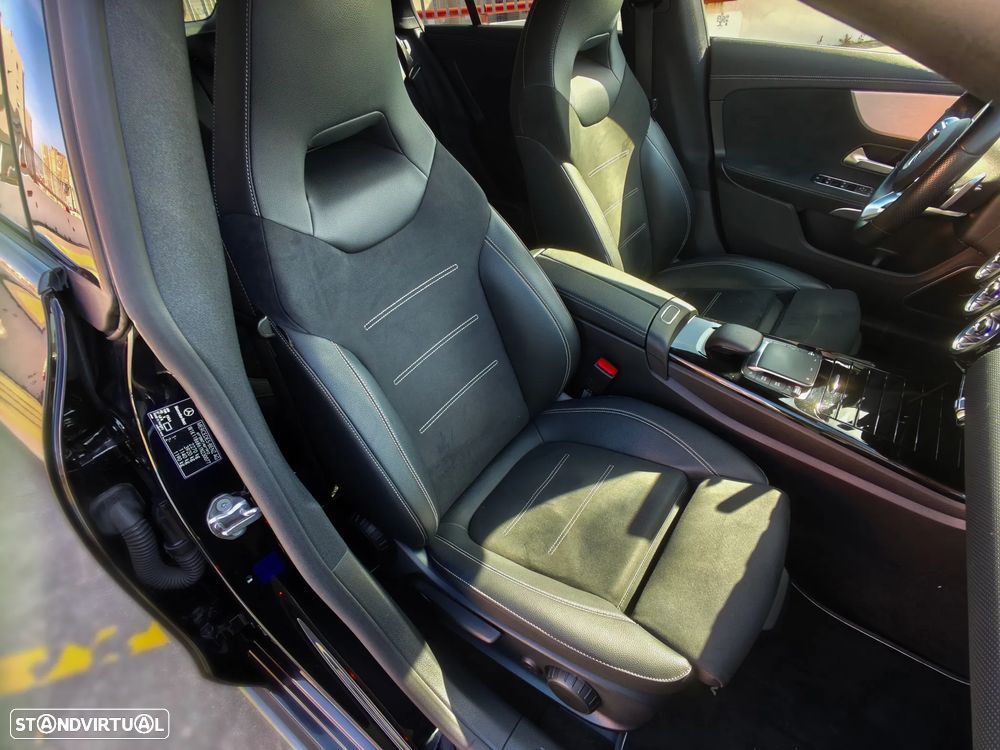 Mercedes-Benz CLA 250 e Shooting Brake AMG Line - 16