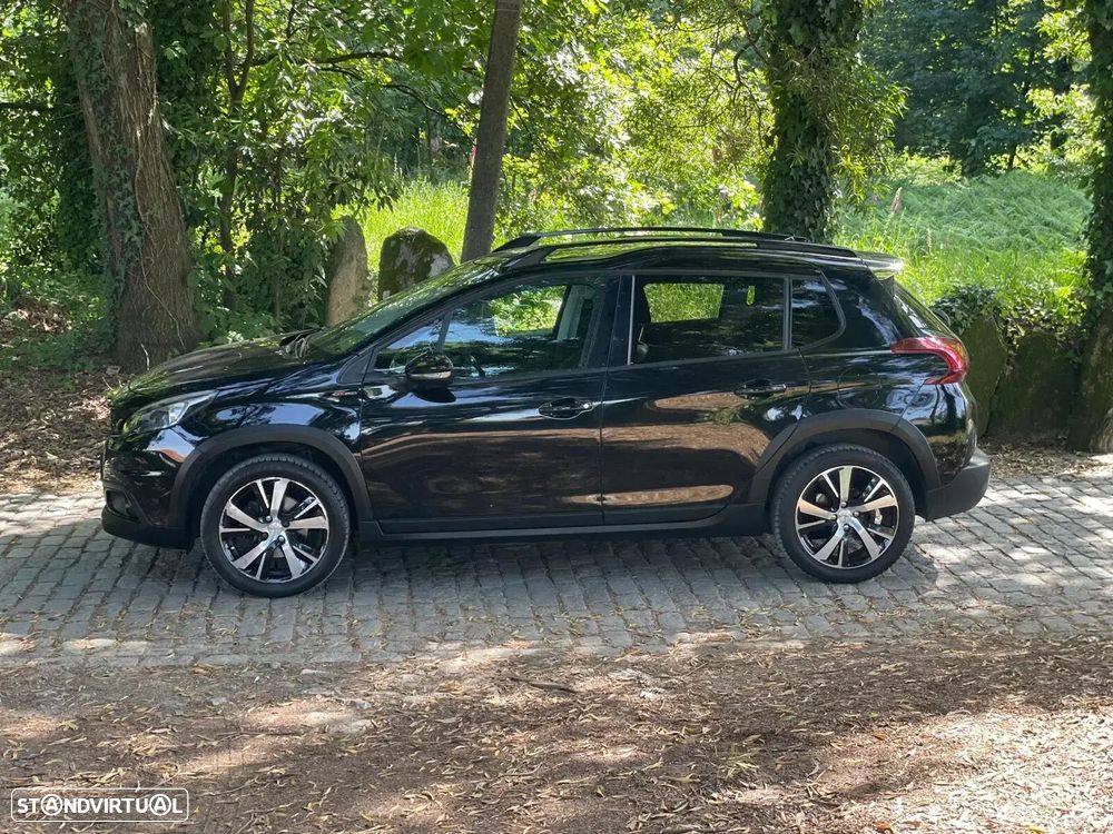 Peugeot 2008 1.2 PureTech GT Line - 11