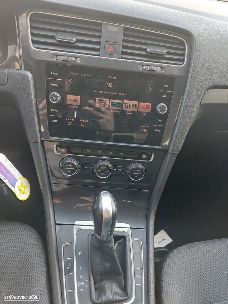 VW Golf Variant 1.6 TDi Confortline DSG - 11