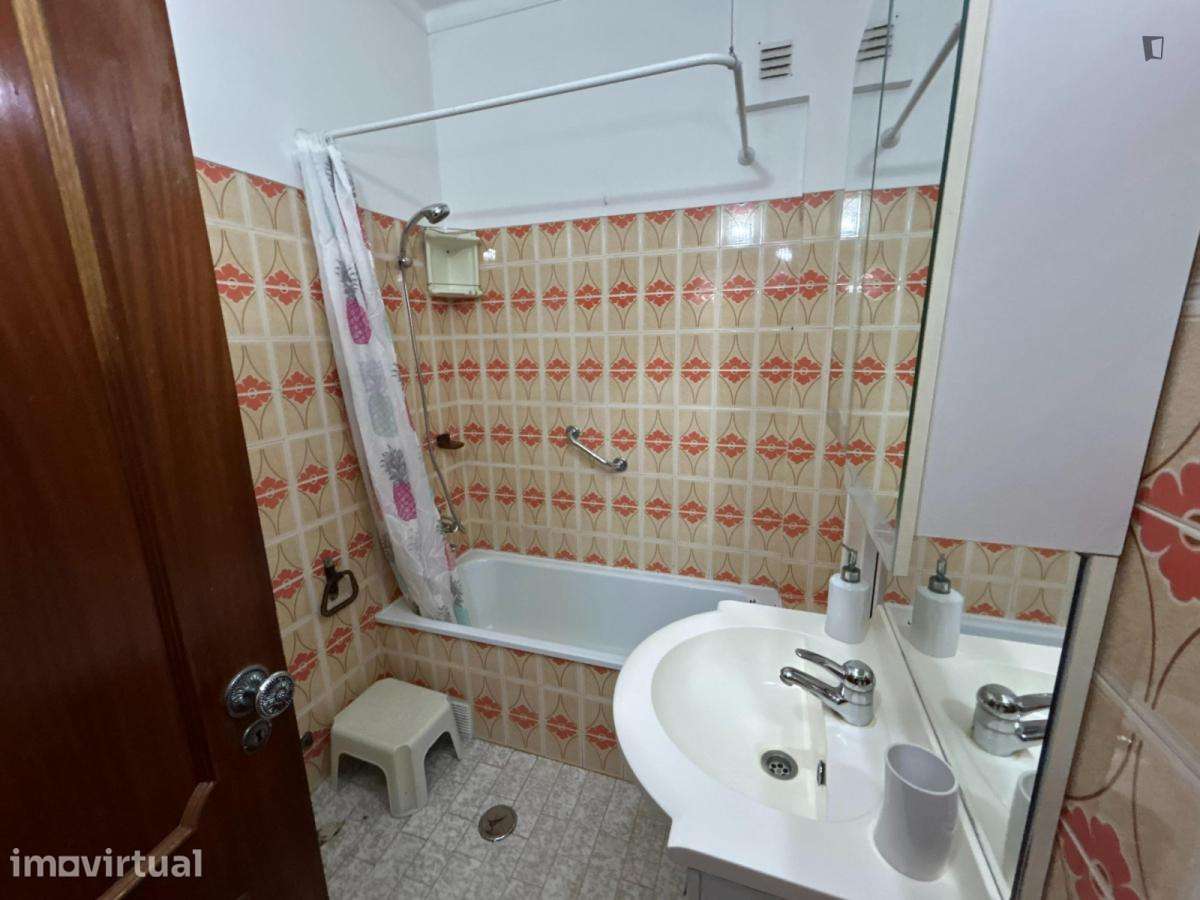 Apartamento com 1 quartos - localizado em Faro - Grande imagem: 5/17