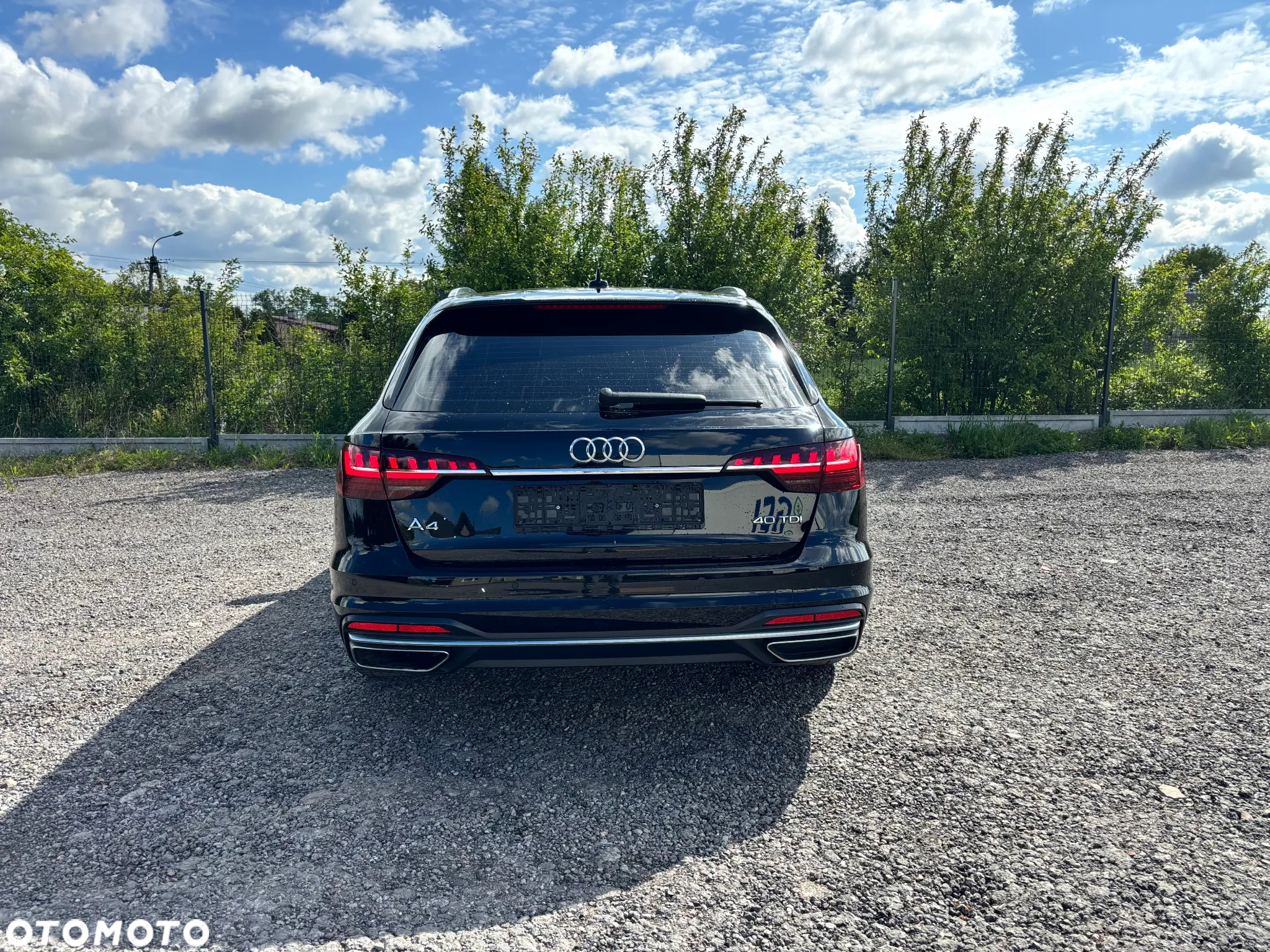 Audi A4 Avant 40 TDI S tronic - 4