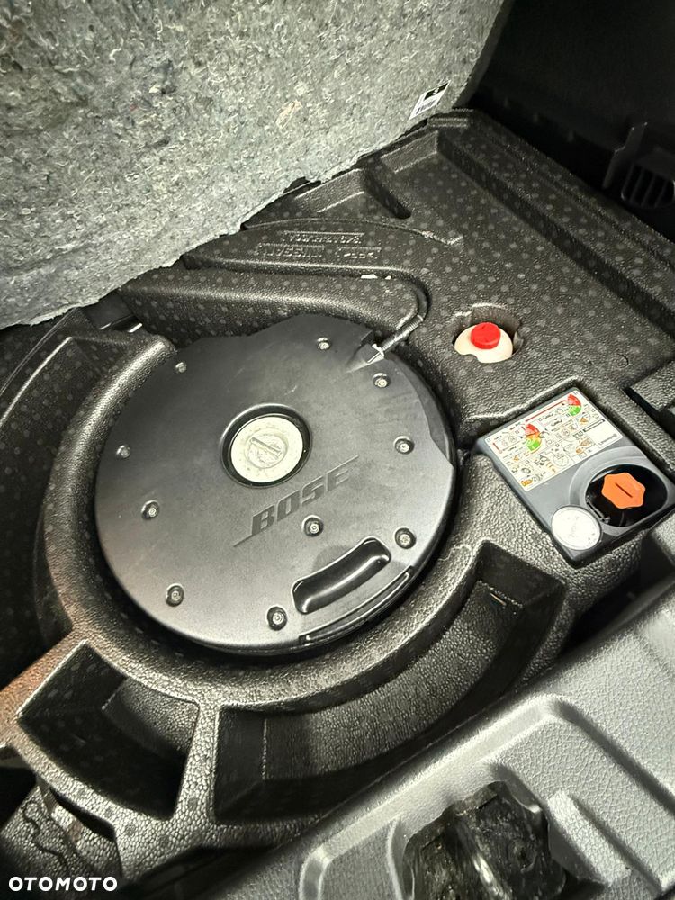 Nissan Qashqai 1.2 DIG-T Xtronic TEKNA+ - 35