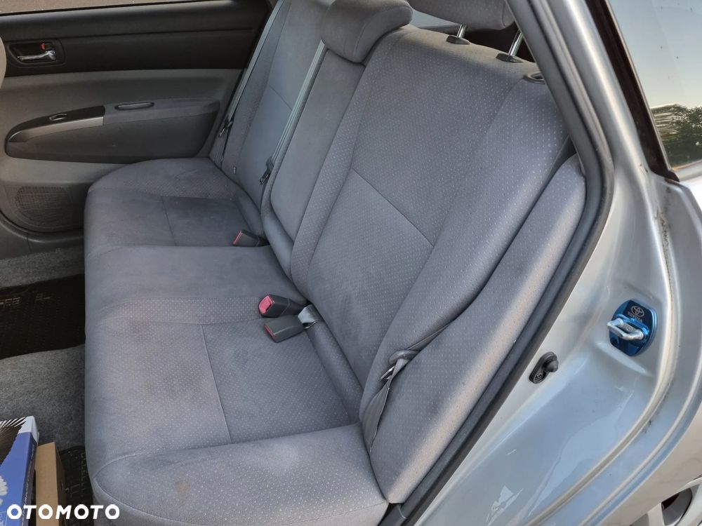 Toyota Prius 1.5 VVT-i Sol - 14