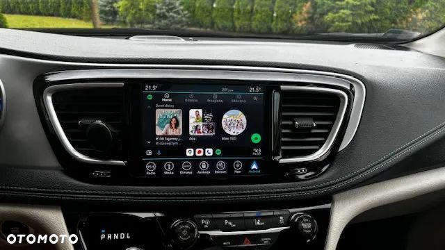 Chrysler Pacifica - 21