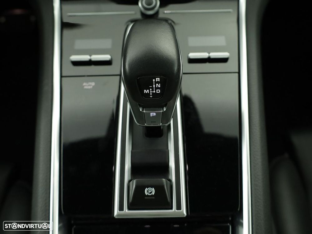 Porsche Panamera Sport Turismo 4 E-Hybrid - 17