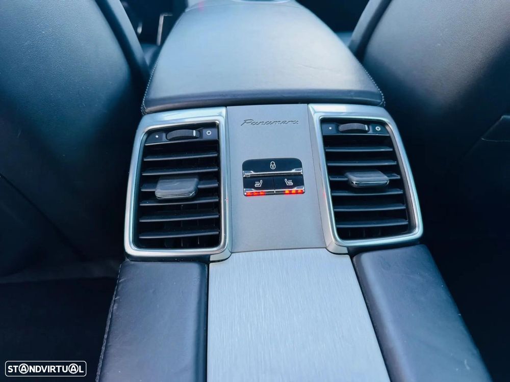 Porsche Panamera Platinum Edition - 46