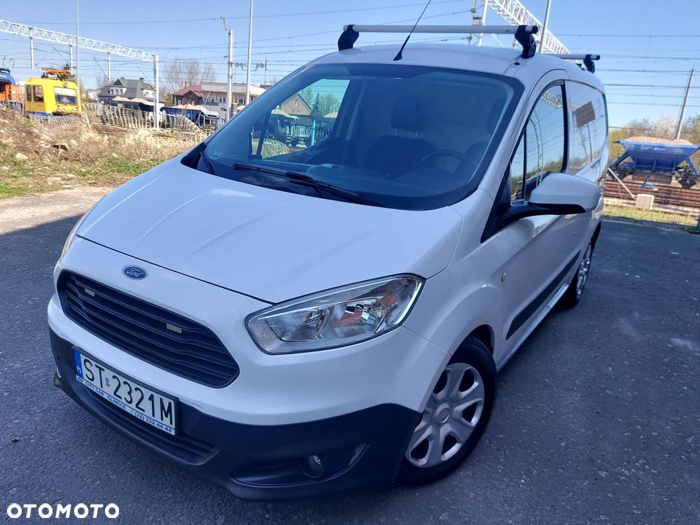 Ford COURIER - 11