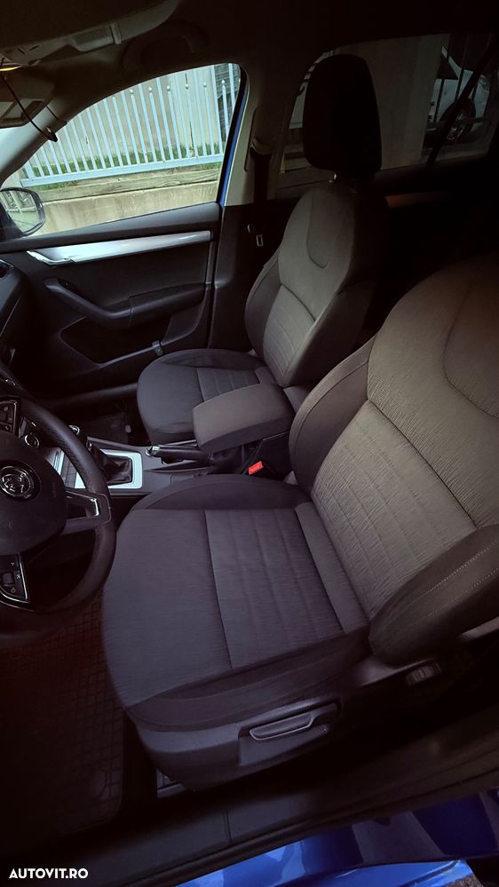 Skoda Octavia 1.6 TDI Style - 6
