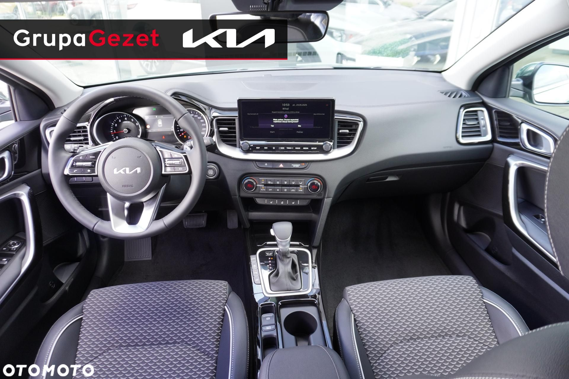 Kia Ceed - 7